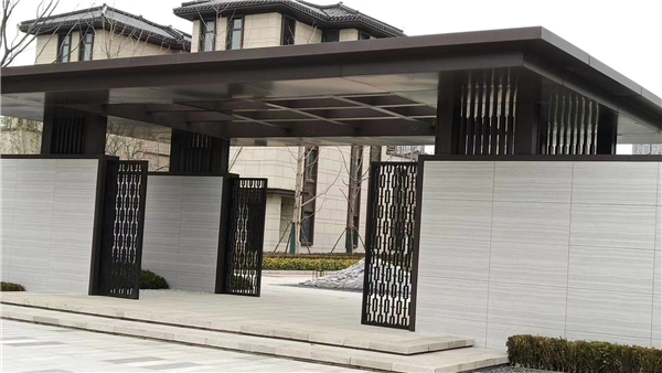 小區(qū)大門(mén)門(mén)頭鋁板雨棚定制 小區(qū)大門(mén)門(mén)頭鋁板雨棚定制